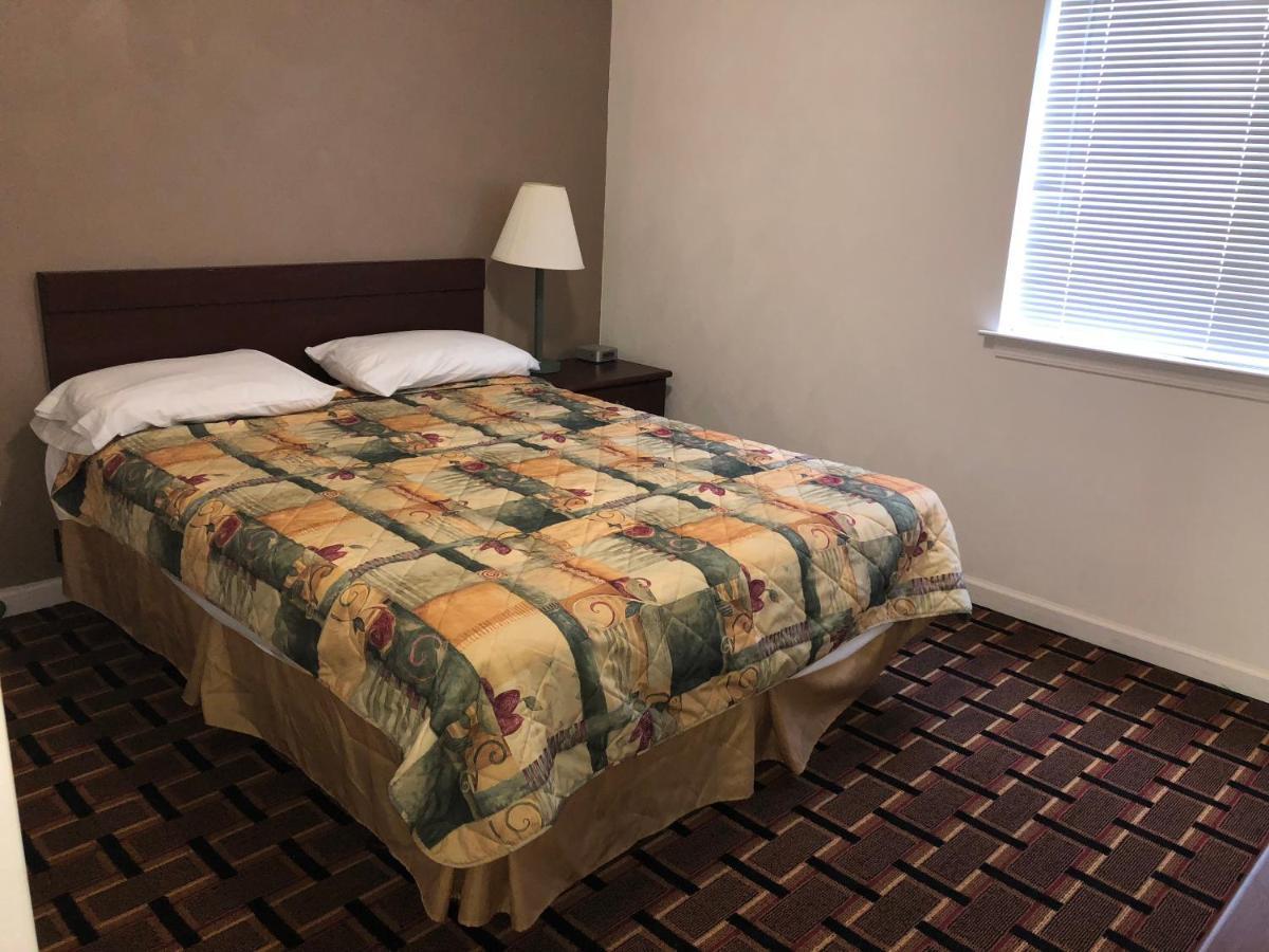 Affordable Suites Burlington Ngoại thất bức ảnh
