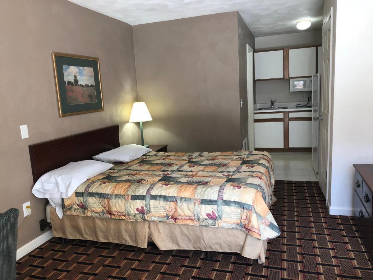 Affordable Suites Burlington Ngoại thất bức ảnh